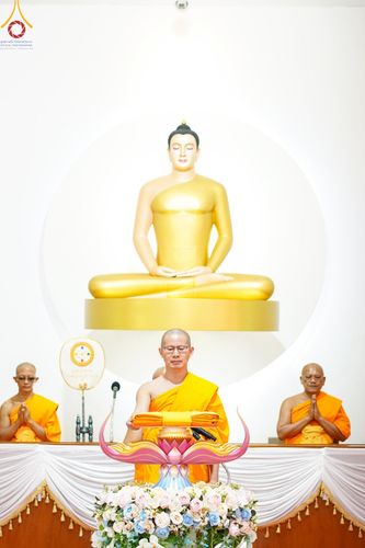 ภาพ No.142333:พิธีทอดผ้าป่าเพื่องานพระพุทธศาสนา , พิธีเจริญพระพุทธมนต์ , พิธีถวายสังฆทานแด่คณะสงฆ์ น้อมบูชาธรรม 80 ปี หลวงพ่อธัมมชโย และครบรอบ 12 ปี ธรรมอุทยานบ้านแป้ง อำเภอพรหมบุรี จังหวัดสิงห์บุรี ในวันเสาร์ที่ 22 มิถุนายน พ.ศ. 2567