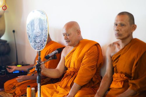 ภาพ No.179505:พิธีทอดกฐิน ณ วัดพุทธสันติธรรม จ.นครปฐม ในโครงการกฐินสามัคคีทั่วไทย 30,000 วัด บูชาธรรม 80 ปี หลวงพ่อธัมมชโย โดยคณะศิษยานุศิษย์วัดพระธรรมกาย วันที่ 26 ตุลาคม พ.ศ. 2567