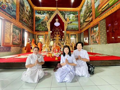 ภาพ No.166918:พิธีทอดกฐิน ณ วัดมะเกลือ ต.คลองโยง อ.พุทธมณฑล จ.นครปฐม ในโครงการกฐินสามัคคีทั่วไทย 30,000 วัด บูชาธรรม 80 ปี หลวงพ่อธัมมชโย โดยคณะศิษยานุศิษย์วัดพระธรรมกาย วันที่ 20 ตุลาคม พ.ศ. 2567