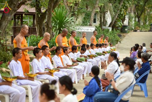 ภาพ No.214685:วันพฤหัสบดีที่ 3 เมษายน พ.ศ. 2568 พิธีปลงผมสามเณรฟื้นฟูทั่วไทย ณ ศูนย์ปฏิบัติธรรมบุญประสาน อ.ปากช่อง จ.นครราชสีมา