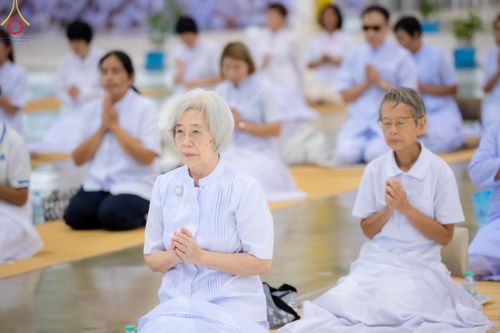 ภาพ No.149697:พิธีจุดเทียนใจ ไฟนิรันดร์ อนันตชัย วันอาทิตย์ที่ 25 สิงหาคม พ.ศ.2567 วัดพระธรรมกาย จ.ปทุมธานี