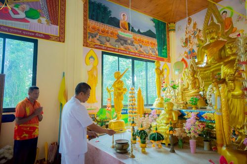 ภาพ No.267915:วันที่ 28 ตุลาคม พ.ศ. 2568 พิธีทอดกฐินสามัคคีทั่วไทย ณ วัดหนองพวงน้อย อ.ประทาย จ.นครราชสีมา โดยคณะศิษยานุศิษย์ บูชาธรรม 81 ปี หลวงพ่อธัมมชโย