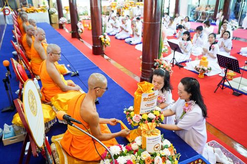 ภาพ No.93503:พิธีทอดกฐินสามัคคีทั่วไทย 5,000 วัด สร้างกุฏิที่พักสงฆ์ และอาคารปฎิบัติธรรม ณ วัดกลางธนรินทร์ ต.บ้านแป้ง อ.พรหมบุรี จ.สิงห์บุรี วันที่ 12 พฤศจิกายน พ.ศ. 2566