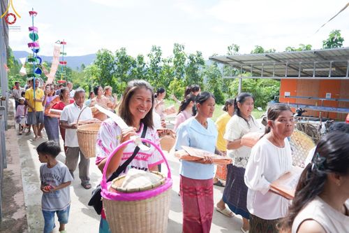 ภาพ No.168475:พิธีทอดกฐิน ณ วัดป่าศรีสุวรรณ จ.ชัยภูมิ ในโครงการกฐินสามัคคีทั่วไทย 30,000 วัด บูชาธรรม 80 ปี หลวงพ่อธัมมชโย โดยคณะศิษยานุศิษย์วัดพระธรรมกาย วันที่ 20 ตุลาคม พ.ศ. 2567