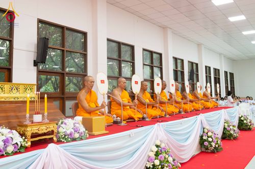 ภาพ No.315522:วันพุธที่ 25 มีนาคม พ.ศ. 2569 พิธีบำเพ็ญกุศล คุณพ่อณรงค์ จินตมากุล  สิริอายุ 99 ปี 11 เดือน โยมบิดา พระครูปลัดรัตนวีรวัฒน์ (รังสฤษดิ์ อิทฺธิจินตโก) ที่ปรึกษาเจ้าคณะจังหวัดปทุมธานี เจ้าอาวาสวัดพระธรรมกาย  ณ ห้องปลูกศรัทธา 2 วัดพระธรรมกาย ปทุมธานี