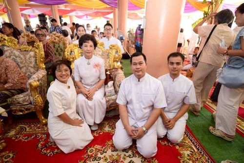 ภาพ No.276865:วันที่ 18 ตุลาคม พ.ศ. 2568 พิธีทอดกฐินสามัคคีทั่วไทย ณ วัดไตรรัตนาราม เขตบางเขน กรุงเทพฯ โดยคณะศิษยานุศิษย์ บูชาธรรม 81 ปี หลวงพ่อธัมมชโย