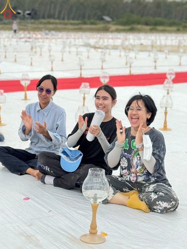 ภาพ No.128605:V.33 รวมพลังเพื่อบางกล่ำ การเตรียมงานของเจ้าหน้าที่หน่วยงานต่างๆ เพื่องานธรรมยาตราอัญเชิญพระบรมสารีริกธาตุ ประดิษฐาน ณ มหารัตนเจดีย์สิริปทุมสวรรค์ (เจดีย์อริยพุทธะ 5 พระองค์) ศูนย์ปฏิบัติธรรมภาคใต้ อ.บางกล่ำ จ.สงขลา ระหว่างวันที่ 9-10 มีนาคม พ.ศ. 2567