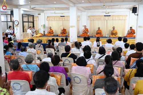 ภาพ No.170816:พิธีทอดกฐิน ณ วัดคูหาสวรรค์ จ.ราชบุรี ในโครงการกฐินสามัคคีทั่วไทย 30,000 วัด บูชาธรรม 80 ปี หลวงพ่อธัมมชโย โดยคณะศิษยานุศิษย์วัดพระธรรมกาย วันที่ 27 ตุลาคม พ.ศ. 2567