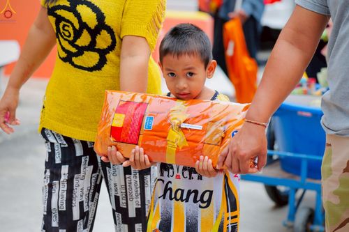 ภาพ No.270281:วันที่ 28 ตุลาคม พ.ศ. 2568 พิธีทอดกฐินสามัคคีทั่วไทย ณ สำนักสงฆ์เทพพิทักษ์ผล ต.แสนสุข อ.เมืองชลบุรี จ.ชลบุรี โดยคณะศิษยานุศิษย์ บูชาธรรม 81 ปี หลวงพ่อธัมมชโย