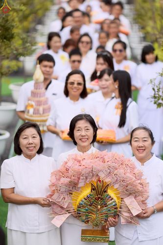 ภาพ No.272244:วันเสาร์ที่ 1 พฤศจิกายน พ.ศ. 2568 พิธีทอดกฐินสามัคคี สร้างกุฏิหมู่สามเณร ณ ศูนย์ปฏิบัติธรรมเบญจธรรม ปทุมธานี  ต.บ้านปทุม อ.สามโคก จ.ปทุมธานี