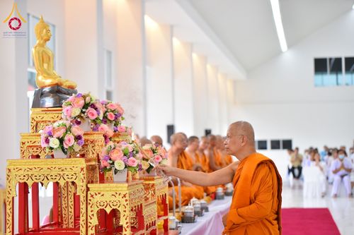 ภาพ No.152465:พิธียกฉัตรขาว 5 ชั้น กางกั้นถวายองค์พระประธาน อาคารปฏิบัติธรรมวัดสายสุวพรรณ ต.คลองสี่ อ.คลองหลวง จ.ปทุมธานี วันเสาร์ที่ 7 กันยายน พ.ศ. 2567