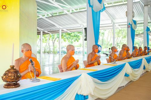 ภาพ No.84977:พิธีเจริญพระพุทธมนต์และพิธีสักการะ รูปเหมือนพระมงคลเทพมุนี (สด จนฺทสโร) ในวันที่ 5 สิงหาคม พ.ศ. 2566 ณ วัดพระธรรมกาย จ.ปทุมธานี เพื่ออัญเชิญประดิษฐาน  ณ วิหารพระมงคลเทพุนี (สด จนฺทสโร) ศูนย์ปฏิบัติธรรมภาคใต้ อ.บางกล่ำ จ.สงขลา