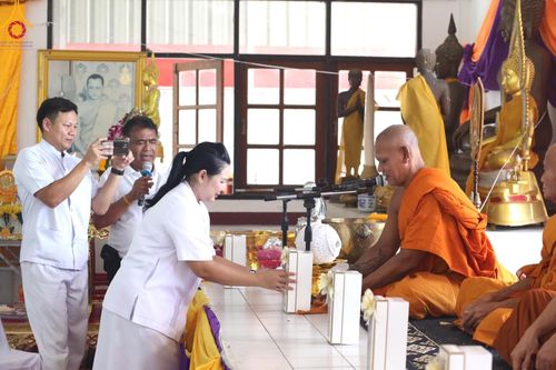 ภาพ No.167986:พิธีทอดกฐิน ณ วัดจันทร์ลาดสุขสุวรรณ อำเภอท่ามะกา จังหวัดกาญจนบุรี ในโครงการกฐินสามัคคีทั่วไทย 30,000 วัด บูชาธรรม 80 ปี หลวงพ่อธัมมชโย โดยคณะศิษยานุศิษย์วัดพระธรรมกาย วันที่ 20 ตุลาคม พ.ศ. 2567