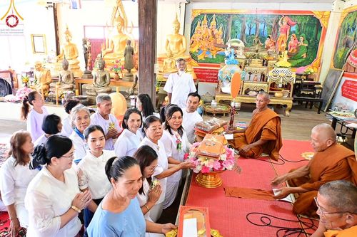 ภาพ No.169490:พิธีทอดกฐิน ณ วัดหนองคูพัฒนา จ.ชัยภูมิ ในโครงการกฐินสามัคคีทั่วไทย 30,000 วัด บูชาธรรม 80 ปี หลวงพ่อธัมมชโย โดยคณะศิษยานุศิษย์วัดพระธรรมกาย วันที่ 26 ตุลาคม พ.ศ. 2567