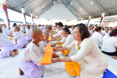 ภาพ No.216803:วันเสาร์ที่ 5 เมษายน พ.ศ. 2568 พิธีบรรพชาสามเณรฟื้นฟูพระพุทธศาสนาทั่วไทย ณ ธุดงคสถานอำนาจเจริญ จ.อำนาจเจริญ