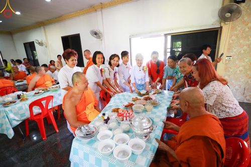 ภาพ No.168739:พิธีทอดกฐิน ณ วัดพุทธญาณวิสุทธิ์ กรุงเทพฯ ในโครงการกฐินสามัคคีทั่วไทย 30,000 วัด บูชาธรรม 80 ปี หลวงพ่อธัมมชโย โดยคณะศิษยานุศิษย์วัดพระธรรมกาย วันที่ 23 ตุลาคม พ.ศ. 2567