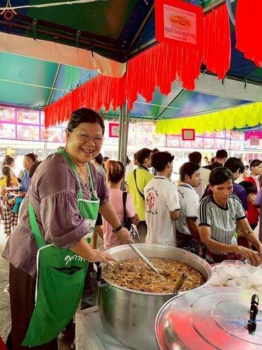 ภาพ No.264040:วันที่ 19 ตุลาคม พ.ศ. 2568 พิธีทอดกฐินสามัคคีทั่วไทย 30,000 วัด โดยคณะศิษยานุศิษย์ บูชาธรรม 81 ปี หลวงพ่อธัมมชโย ณ วัดน้อยนางหงษ์ ต.ท่าจีน  อ.เมืองสมุทรสาคร จ.สมุทรสาคร