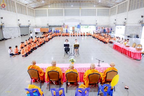 ภาพ No.246363:วันที่ 8-9 กันยายน พ.ศ. 2568 ศูนย์ปฏิบัติธรรมสมุทรปราการ นำทีมจัดอบรมโครงการอบรมคุณธรรม , จริยธรรม ในหัวข้อ การค้นพบศักยภาพในตนเอง เพื่อพัฒนานิสัย ผ่านนวัตกรรมความดีสากล ณ โรงเรียนวัดราษฎ์บูรณะ ต.บางปลา อ.บางพลี จ.สมุทรปราการ