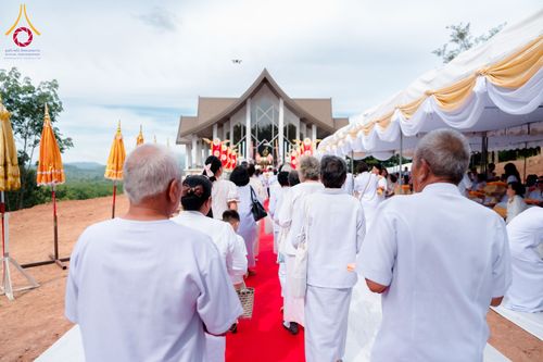 ภาพ No.171747:พิธีทอดกฐิน ศูนย์ปฏิบัติธรรมแก้วเมืองเลย วันที่ 27 ตุลาคม พ.ศ. 2567