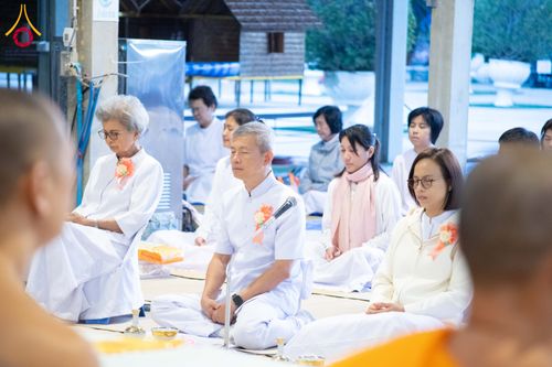 ภาพ No.288860:วันที่ 6 มกราคม พ.ศ. 2569 พิธีถวายภัตตาหารเป็นสังฆทาน แด่พระธรรมยาตรา ในโครงการธรรมยาตรา กตัญญูบูชา มหาปูชนียาจารย์ พระมงคลเทพมุนี(สด จนฺทสโร) พระผู้ปราบมาร อนุสรณ์สถาน 7 แห่ง ปีที่ 14 ณ อนุสรณ์สถานมหาวิหารพระมงคลเทพมุนี (โลตัสแลนด์) อ.สองพี่น้อง จ.สุพรร