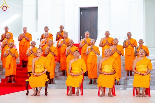 ภาพ No.156886:พิธีบรรพชาอุปสมบท ธรรมทายาท โครงการอุปสมบทหมู่บูชาธรรมครบรอบ 107 ปี วันครูผู้ค้นพบวิชชาธรรมกาย ณ โบสถ์พระไตรปิฏก วัดพระธรรมกาย วันเสาร์ที่ 14 กันยายน พ.ศ. 2567