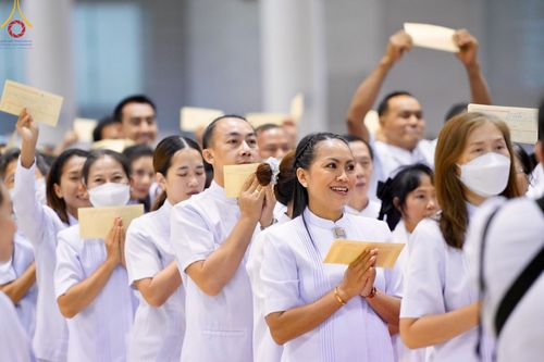 ภาพ No.136786:พิธีตักบาตร พิธีบูชาข้าวพระ ในวันอาทิตย์ต้นเดือนที่ 5 พฤษภาคม พ.ศ. 2567 ณ วัดพระธรรมกาย จ.ปทุมธานี