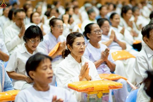 ภาพ No.242458:วันที่ ๒๙ - ๓๑ สิงหาคม พ.ศ. ๒๕๖๘ สัมมนารวมใจผู้นำบุญ บูชาธรรม ๘๑ ปี  หลวงพ่อธัมมชโย รุ่นที่ ๒ กฐินสามัคคีทั่วไทย ๓๐,๐๐๐ วัด โครงการอุปสมบทบูชาธรรมมหาปูชนียาจารย์  ๓,๐๐๐ รูป