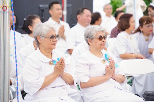 ภาพ No.144932:พิธีประดิษฐานลูกนิมิตมหาสมบัติ ผูกสีมาสถาปนาอุโบสถ บูชาธรรม ๘๐ ปี หลวงพ่อธัมมชโย วันอาทิตย์ที่ ๓๐ มิถุนายน พ.ศ. ๒๕๖๗ วัดพระธรรมกายนิวเจอร์ซี ประเทศสหรัฐอเมริกา