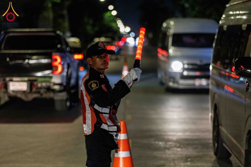 ภาพ No.324557:วันที่ 22 เมษายน พ.ศ.2569 (วันคุ้มครองโลก) บรรยากาศพระสังฆาธิการและสาธุชน การเดินทางกลับ งานถวายมหาสังฆทาน 40,000 กว่าวัดทั่วประเทศ วัดพระธรรมกาย