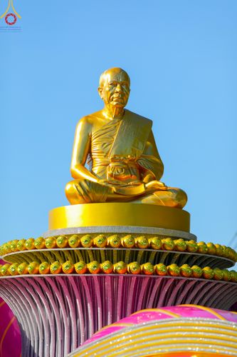 ภาพ No.105702:พิธีต้อนรับพระธรรมยาตรา ในโครงการธรรมยาตรากตัญญูบูชา มหาปูชนียาจารย์ พระมงคลเทพมุนี(สด จนฺทสโร) พระผู้ปราบมาร อนุสรณ์สถาน 7 แห่ง ปีที่ 12 วันที่ 3 มกราคม พ.ศ. 2567 ณ อนุสรณ์สถานโลตัสแลนด์ จ.สุพรรณบุรี