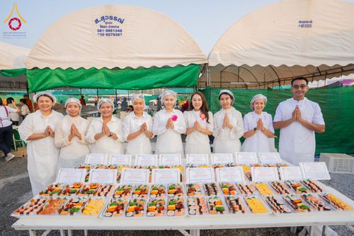 ภาพ No.297855:วันที่ 19 มกราคม พ.ศ. 2569 พิธีถวายภัตตาหารเป็นสังฆทาน แด่พระธรรมยาตรา ณ อนุสรณ์สถานบางปลา วัดบางปลา อำเภอบางเลน จังหวัดนครปฐม ในโครงการธรรมยาตรา กตัญญูบูชา มหาปูชนียาจารย์ พระมงคลเทพมุนี(สด จนฺทสโร) พระผู้ปราบมาร อนุสรณ์สถาน 7 แห่ง ปีที่ 14