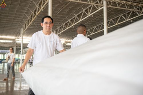 ภาพ No.322164:วันที่ 14 เมษายน พ.ศ.2569 การเตรียมกล่องไทยธรรม วันสุดท้าย เพื่องานถวายมหาสังฆทาน 40,000 กว่าวัดทั่วประเทศ วันคุ้มครองโลก 22 เมษายน พ.ศ.2569 วัดพระธรรมกาย