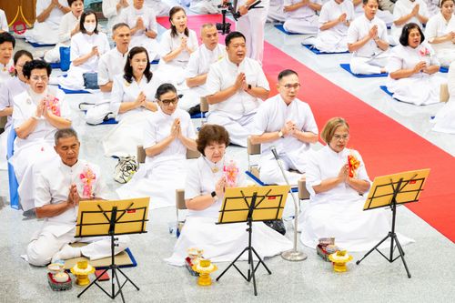 ภาพ No.336289:วันจันทร์ที่ 22 มิถุนายน พ.ศ.2569 พิธีอัญเชิญพระธรรมกาย และบรรจุพระบรมสารีริกธาตุ  ภายในเกศดอกบัวตูม องค์พระประธาน ณ อาคารสมปรารถนา วัดกลางธนรินทร์ ต.บ้านแป้ง อ.พรหมบุรี จ.สิงห์บุรี