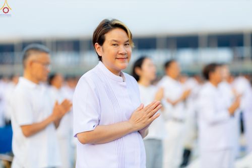 ภาพ No.307526:วันที่ 31 มกราคม พ.ศ. 2569 พิธีจุดประทีปธรรมถวายเป็นพุทธบูชา  และบูชาธรรมมหาปูชนียาจารย์ (ภาพชุดที่ 2) ณ วัดพระธรรมกาย ปทุมธานี ในโครงการธรรมยาตรา กตัญญูบูชา มหาปูชนียาจารย์ พระมงคลเทพมุนี(สด จนฺทสโร) พระผู้ปราบมาร อนุสรณ์สถาน 7 แห่ง ปีที่ 14