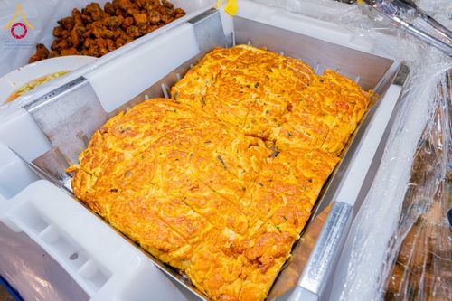 ภาพ No.303645:วันที่ 27 มกราคม พ.ศ. 2569 พิธีถวายภัตตาหารเป็นสังฆทาน แด่พระธรรมยาตรา ณ วัดพระธรรมกาย  จังหวัดปทุมธานี ในโครงการธรรมยาตรา กตัญญูบูชา มหาปูชนียาจารย์ พระมงคลเทพมุนี(สด จนฺทสโร) พระผู้ปราบมาร อนุสรณ์สถาน 7 แห่ง ปีที่ 14