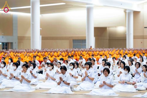 ภาพ No.306486:วันที่ 31 มกราคม พ.ศ. 2569  พิธีบำเพ็ญกุศล 100 วัน เพื่ออุทิศถวายแด่  สมเด็จพระนางเจ้าสิริกิติ์ พระบรมราชินีนาถ พระบรมราชชนนีพันปีหลวง ณ ห้องแก้วสารพัดนึก2 วัดพระธรรมกาย ปทุมธานี