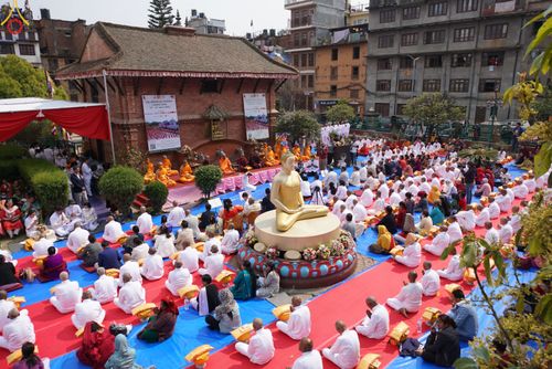 ภาพ No.77600:พิธีตัดปอยผมและปลงผมนาคธรรมทายาท ในโครงการบรรพชาสามเณรหมู่ ประเทศเนปาล วันที่ 11 มีนาคม พ.ศ.2566