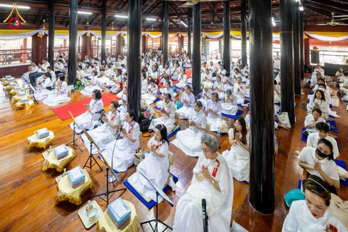 ภาพ No.300902:วันที่ 22 มกราคม พ.ศ. 2569 พิธีทอดผ้าป่าทำนุบำรุงศาสนสถาน ณ วัดบางปลา อ.บางเลน จ.นครปฐม ในโครงการธรรมยาตรา กตัญญูบูชา มหาปูชนียาจารย์ พระมงคลเทพมุนี(สด จนฺทสโร) พระผู้ปราบมาร อนุสรณ์สถาน 7 แห่ง ปีที่ 14