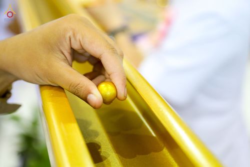 ภาพ No.81652:พิธีหล่อพระประธานเพื่อประดิษฐาน ณ ห้องแก้วสารพัดนึก 2 เนื่องในวันวิสาขบูชา วันเสาร์ที่ 3 มิถุนายน 2566 ณ วัดพระธรรมกาย จ.ปทุมธานี