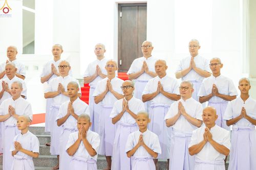 ภาพ No.338810:วันที่ 11 กรกฎาคม พศ.2569 พิธีบรรพชาอุปสมบท โครงการอุปสมบทหมู่ธรรมทายาทนานาชาติ  IDOP รุ่นที่ 21 (ภาษาจีน)  จากประเทศจีน มาเลเซีย สิงคโปร์ และไต้หวัน , โครงการบรรพชาสามเณรโรงเรียนนานาชาติ รุ่นที่ 15