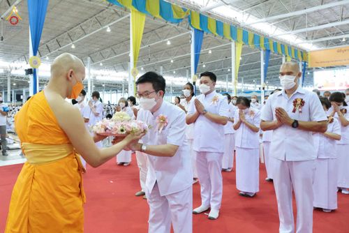 ภาพ No.81619:พิธีหล่อพระประธานเพื่อประดิษฐาน ณ ห้องแก้วสารพัดนึก 2 เนื่องในวันวิสาขบูชา วันเสาร์ที่ 3 มิถุนายน 2566 ณ วัดพระธรรมกาย จ.ปทุมธานี