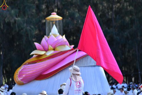 ภาพ No.105938:V.2 ทุ่มเท การเตรียมงาน เก็บงาน การรับบุญของเจ้าหน้าที่หน่วยงานต่างๆ เพื่อโครงการธรรมยาตรา กตัญญูบูชามหาปูชนียาจารย์ พระมงคลเทพมุนี (สด จนฺทสโร) พระผู้ปราบมาร อนุสรณ์สถาน 7 แห่ง ปีที่ 12 ระหว่างวันที่ 2 - 31 มกราคม พ.ศ.2567