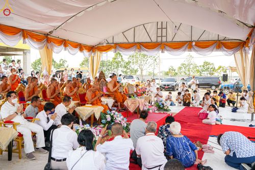 ภาพ No.79549:พิธีเททองหล่อพระประธาน ประจำอุโบสถวัดสายสุวพรรณ ณ มณฑลพิธีฯ ธรรมอุทยาน สัตตมหาสถาน หน้าอุโบสถวัดสายสุวพรรณ ต.คลองสี่ อ.คลองหลวง จ.ปทุมธานี วันเสาร์ที่ 1 เมษายน พ.ศ. 2566