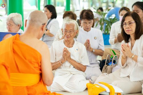 ภาพ No.350910:วันที่ 19 กันยายน พ.ศ.2569 พิธีบรรพชาอุปสมบท โครงการอุปสมบทหมู่บูชาธรรม ครบรอบ 109 ปี วันครูผู้ค้นพบวิชชาธรรมกาย ณ โบสถ์พระไตรปิฏก วัดพระธรรมกาย