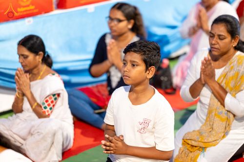 ภาพ No.321701:วันที่ 12 เมษายน พ.ศ.2569 วัดพระธรรมกาย ร่วมกับพุทธสภาแห่งอินเดีย ถวายมหาสังฆทาน 135 วัด ดร.ภีมราว รามชี อัมเบดการ์ (Dr. B.R. Ambedkar) รัฐบุรุษผู้ฟื้นฟูพระพุทธศาสนา ณ วัดพุทธสันติวันธรรมชัย เมืองนาคปูร์ รัฐมหาราษฏระ สาธารณรัฐอินเดีย