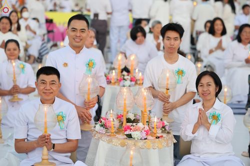 ภาพ No.302174:วันที่ 23 มกราคม พ.ศ. 2569 พิธีจุดประทีปธรรมถวายเป็นพุทธบูชา (ภาพชุดที่ 2) และบูชาธรรมมหาปูชนียาจารย์  ณ อนุสรณ์สถานลำดับที่ 5 สถานที่เผยแผ่วิชชาธรรมกายครั้งแรก อนุสรณ์สถานบางปลา วัดบางปลา อำเภอบางเลน จังหวัดนครปฐม ในโครงการธรรมยาตรา กตัญญูบูชา มหาปูชนีย
