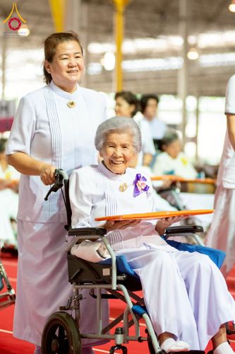 ภาพ No.215608:วันอาทิตย์ต้นเดือนที่ 6 เมษายน พ.ศ. 2568 ขบวนอัญเชิญผ้าป่าสมทบ มหาสังฆทาน 40,000 กว่าวัดทั่วประเทศ ณ สภาธรรมกายสากล วัดพระธรรมกาย