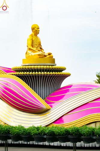 ภาพ No.120234:พิธีต้อนรับพระธรรมยาตรา ในโครงการธรรมยาตรา กตัญญูบูชา มหาปูชนียาจารย์ พระมงคลเทพมุนี(สด จนฺทสโร) พระผู้ปราบมาร อนุสรณ์สถาน 7 แห่ง ปีที่ 12 วันที่ 28 มกราคม พ.ศ. 2567 ณ วัดพระธรรมกาย จ.ปทุมธานี