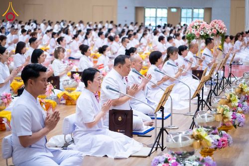 ภาพ No.310689:วันอาทิตย์ที่ 22 กุมภาพันธ์ พ.ศ. 2569 พิธีถวายโคมมาฆประทีป ณ ห้องแก้วสารพัดนึก 2 วัดพระธรรมกาย จ.ปทุมธานี