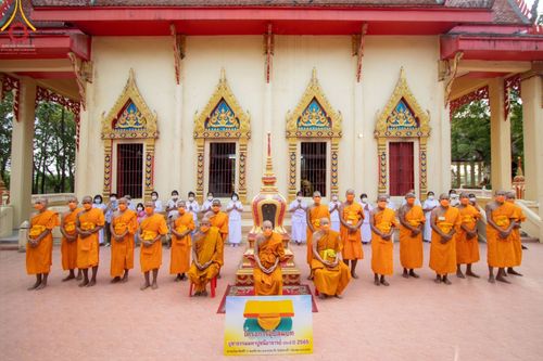 ภาพ No.67133:พิธีอุปสมบทวัดราษฎร์ศรัทธาธรรม อ.หนองแค จ.สระบุรี รับบุญจัดงานโดย สำนักพัฒนาเยาวชนโลก เมื่อวันที่ 9 ธันวาคม พ.ศ. 2565